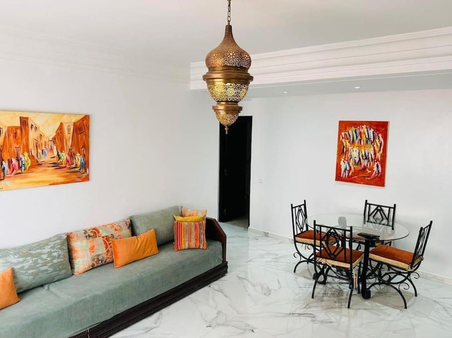 Charmant Appartement Avec Piscine 2Chambres Au Coeur De Gueliz Marrakesh Extérieur photo